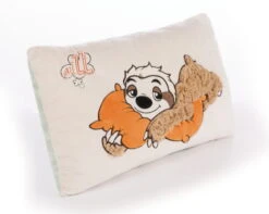 Nici 48574 Kissen Faultier Wave Dave Rechteckig Ca 43x25cm Plüsch Kuschelkissen -Nici Gmbh 43491 04 ZA 2048x1637