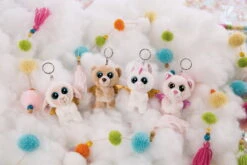 Nici 47834 Schlüsselanhänger Glubschis Guardian Angel Schaf Glowy Nalla 9cm -Nici Gmbh 47834 04 47831 47832 47832 Milieu 2048x1365 3