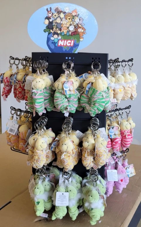 Nici 70213 Thekenständer Drehständer 3-seitig Inkl. Haken Und Top-Schild 4 Nici 70213 Thekenständer Drehständer 3-seitig Inkl. Haken Und Top-Schild – Bild 2